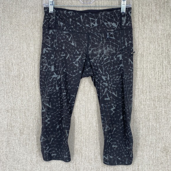 Lululemon Leggings Womens 6 Black Crop Run Top Speed Star Print‎ Luxtreme Gym - Picture 1 of 13
